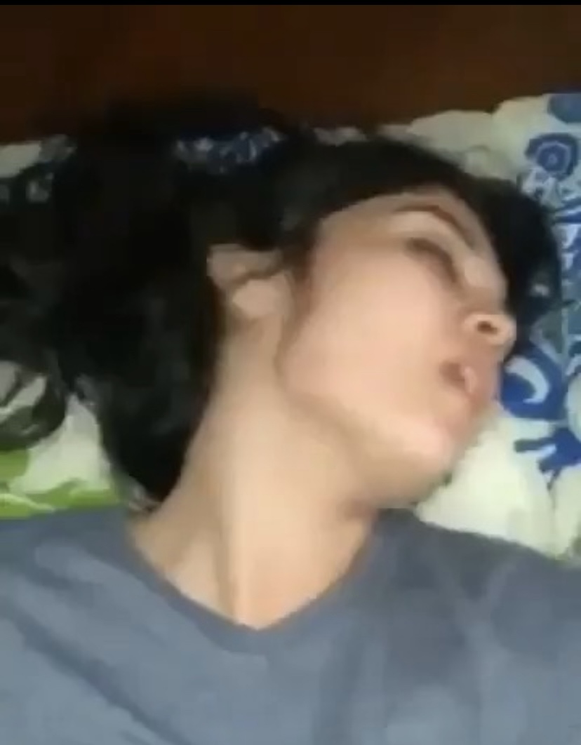 සද්දෙ අඩු කරන් බලන්න 🙂